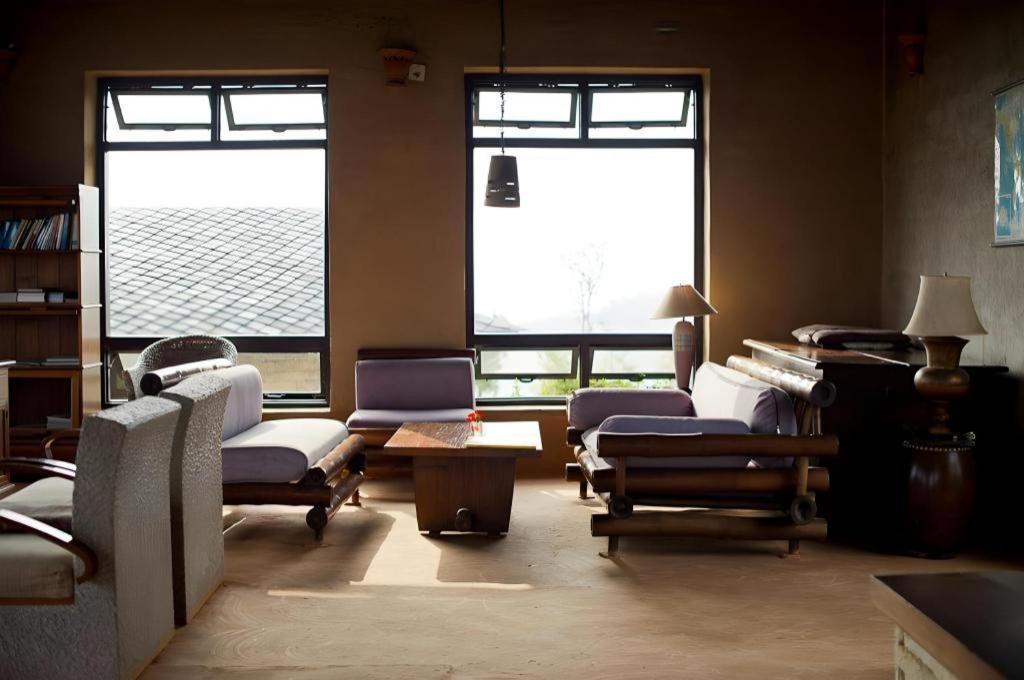 Hananoie - A Permaculture Resort Pokhara Zewnętrze zdjęcie